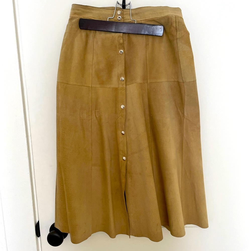 Reformation Suede midi skirt. Vintage.